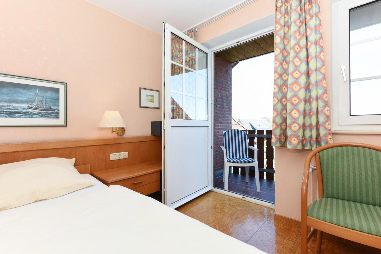 Hotel-Pension Stoertebeker 벤세르시엘 외부 사진